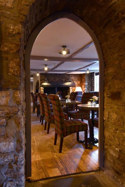 The George At Nunney Hotell Eksteriør bilde