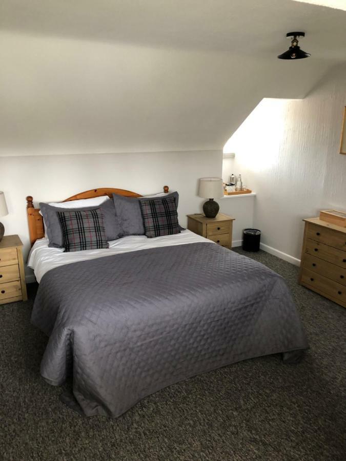 The George At Nunney Hotell Eksteriør bilde