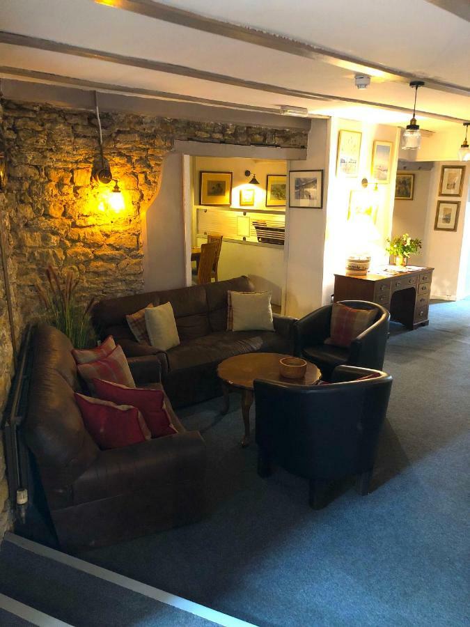 The George At Nunney Hotell Eksteriør bilde