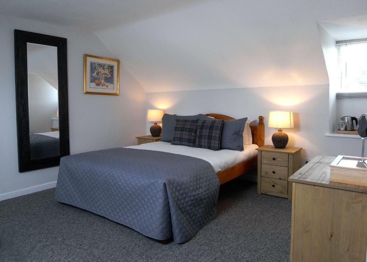 The George At Nunney Hotell Eksteriør bilde