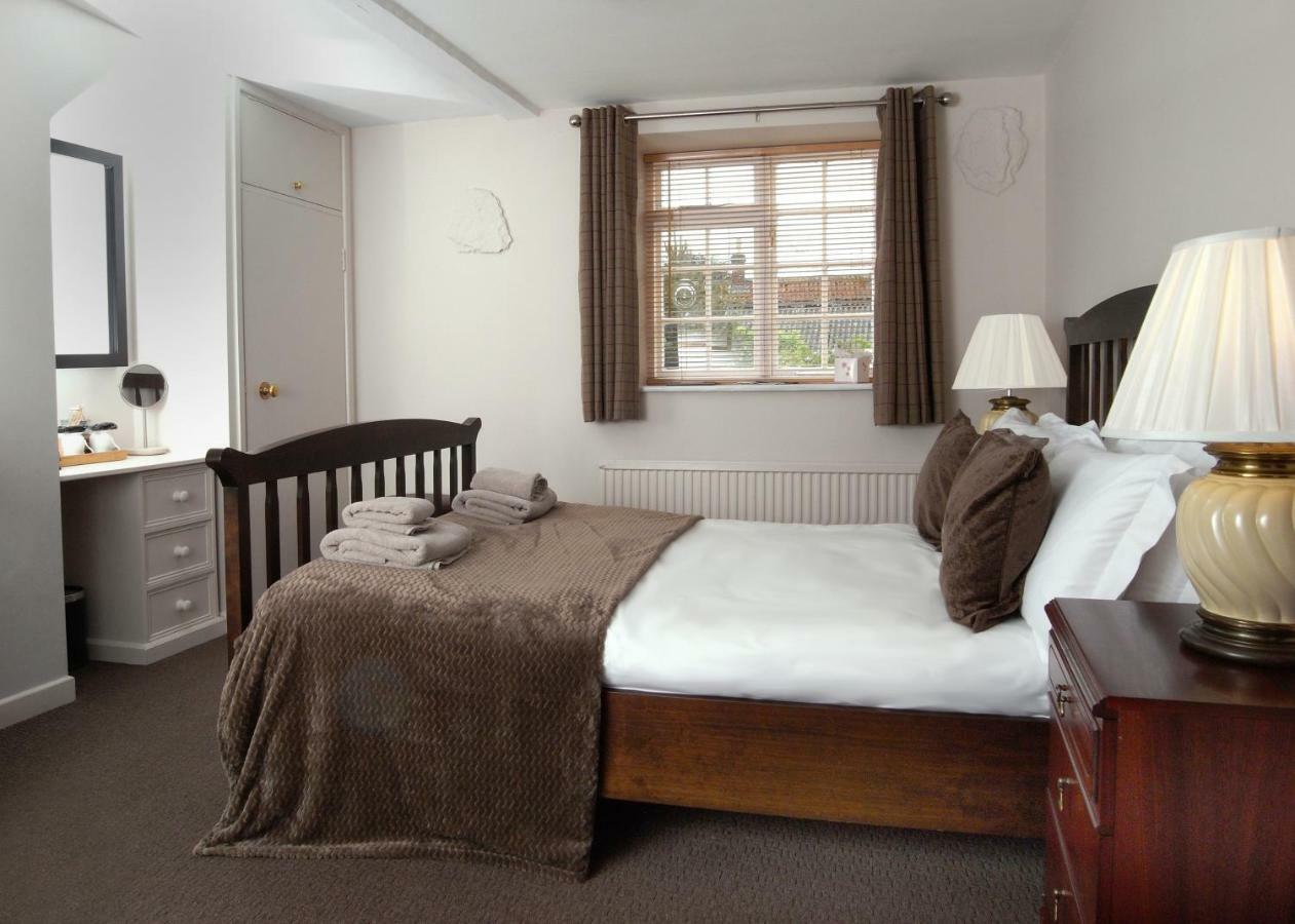 The George At Nunney Hotell Eksteriør bilde