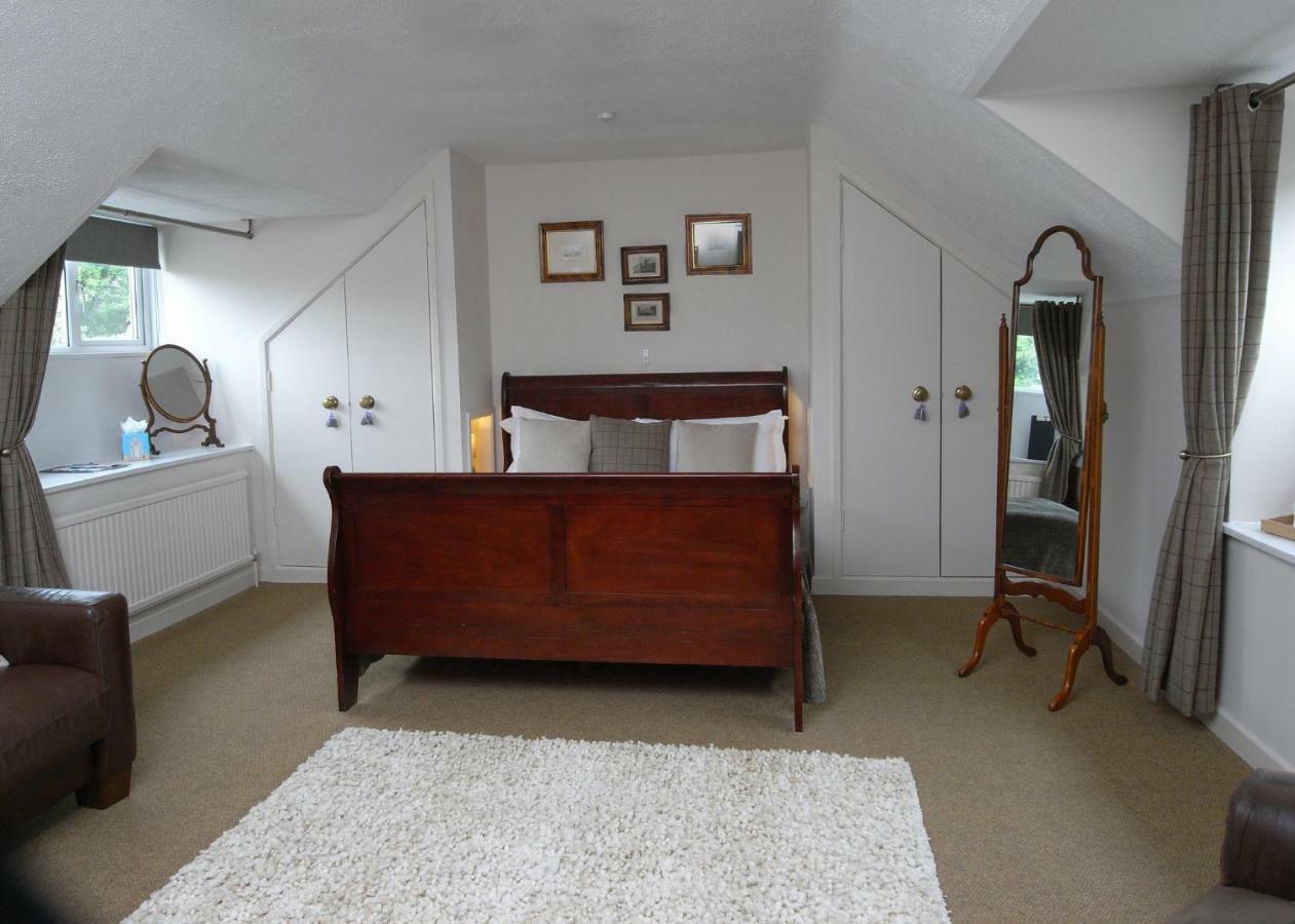 The George At Nunney Hotell Eksteriør bilde