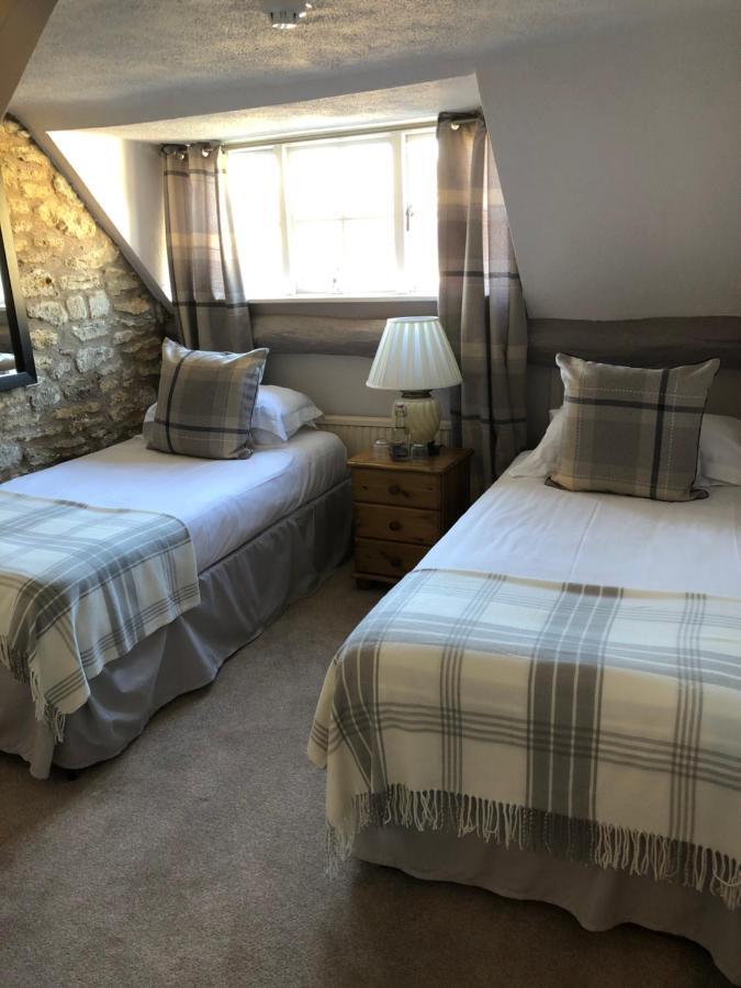 The George At Nunney Hotell Eksteriør bilde